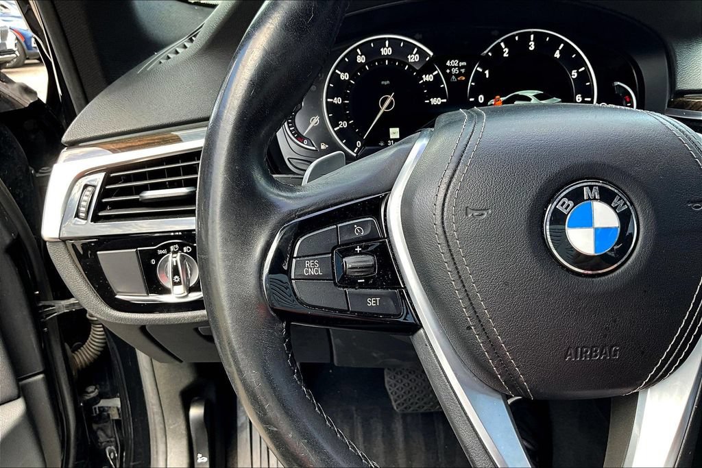 Used 2019 BMW 530i w/ Convenience Package RWD image 11