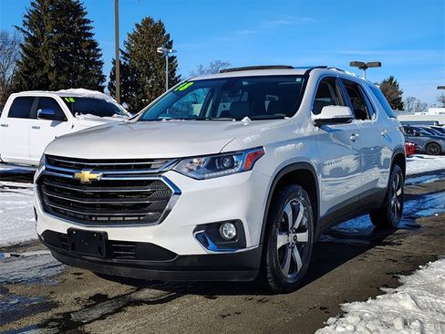 Used 2018 Chevrolet Traverse LT image 12