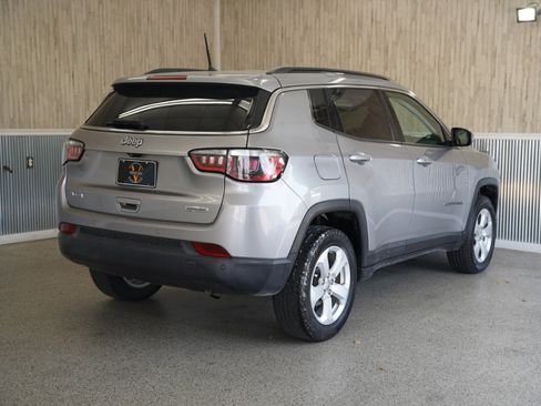 Used 2018 Jeep Compass Latitude w/ Safe & Security Group image 10