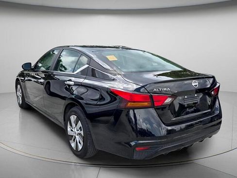 Used 2025 Nissan Altima 2.5 S FWD image 7