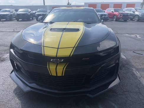 Used 2020 Chevrolet Camaro SS RWD image 2