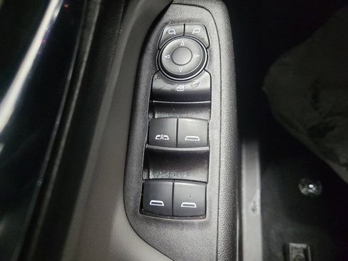 Used 2020 Chevrolet Equinox LT image 27