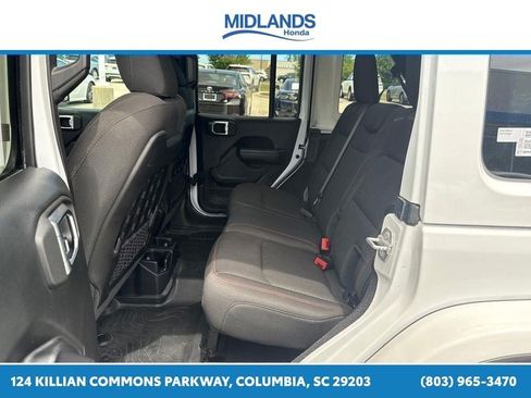 Used 2020 Jeep Wrangler Unlimited Rubicon AWD/4WD image 36