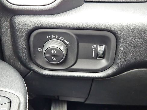New 2026 RAM 2500 Big Horn AWD/4WD image 18