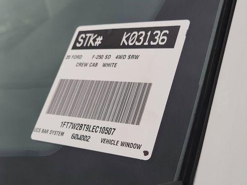 Used 2020 Ford F250 Platinum w/ FX4 Off-Road Package image 36