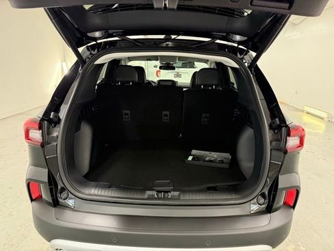 New 2026 Ford Escape Platinum w/ Class II Trailer Tow Package image 8