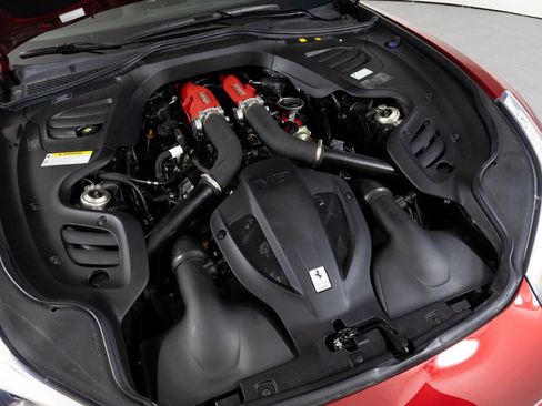 Certified 2019 Ferrari GTC4Lusso T RWD image 63