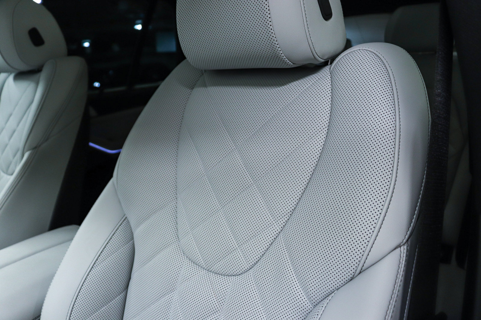 Certified 2023 BMW X5 sDrive40i w/ Executive Package RWD image 25