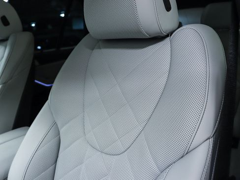 Certified 2023 BMW X5 sDrive40i w/ Executive Package RWD image 25