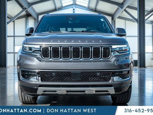 Used 2022 Jeep Wagoneer Series III w/ Premium Group I image 37