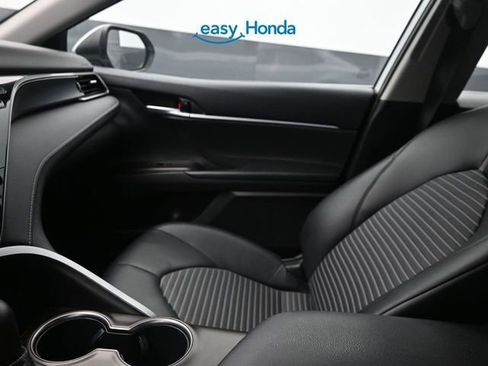 Used 2023 Toyota Camry SE FWD image 13