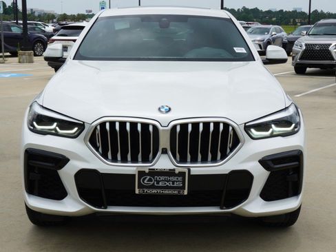 Used 2022 BMW X6 xDrive40i w/ M Sport Package AWD/4WD image 2