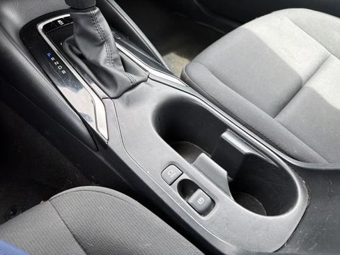 Used 2024 Toyota Corolla LE FWD image 50