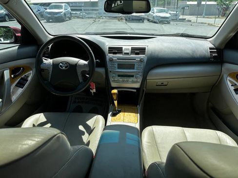 Used 2007 Toyota Camry LE FWD image 12