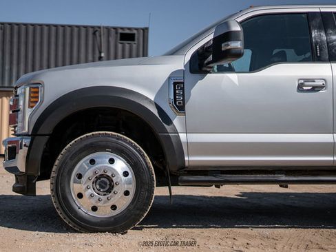 Used 2019 Ford F550 4x4 Crew Cab Super Duty image 4