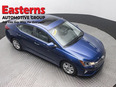 Used 2020 Hyundai Elantra Value Edition FWD image 3