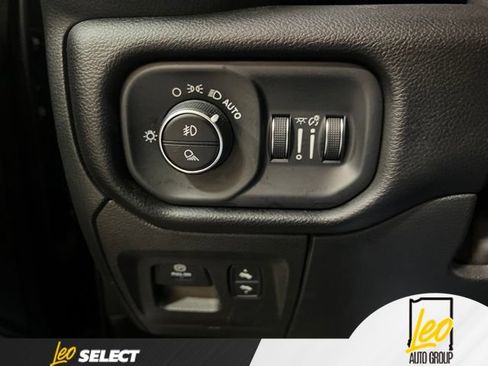 Used 2023 RAM 1500 Laramie AWD/4WD image 17