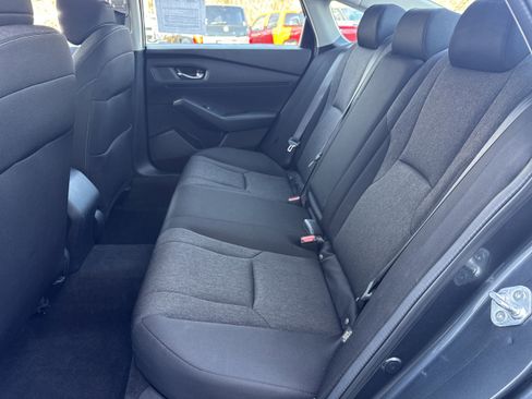 Used 2024 Honda Accord EX image 10