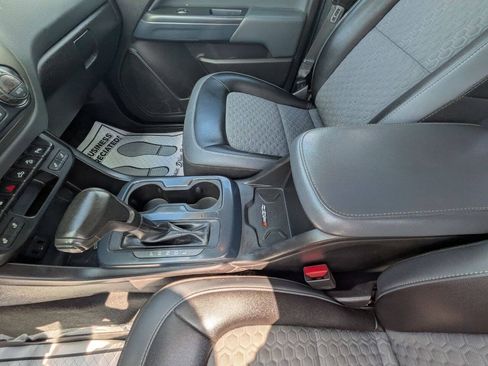 Used 2019 Chevrolet Colorado Z71 AWD/4WD image 15