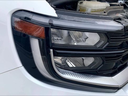 Used 2025 Ford Expedition Platinum AWD/4WD image 27
