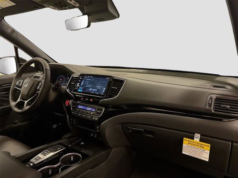 New 2026 Honda Ridgeline Black Edition image 29