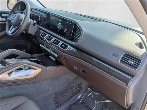 Used 2020 Mercedes-Benz GLS 450 4MATIC image 24