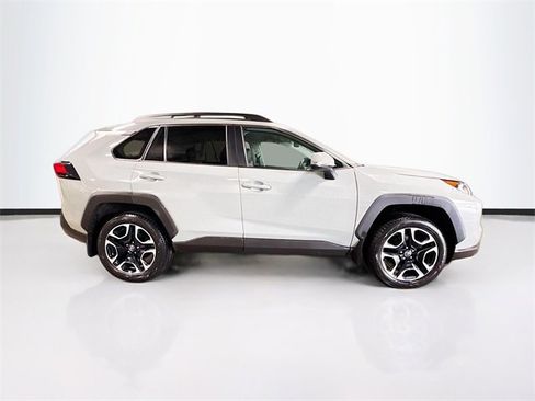 Used 2019 Toyota RAV4 Adventure image 8
