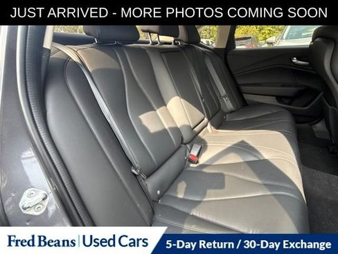 Used 2023 Acura TLX FWD image 11