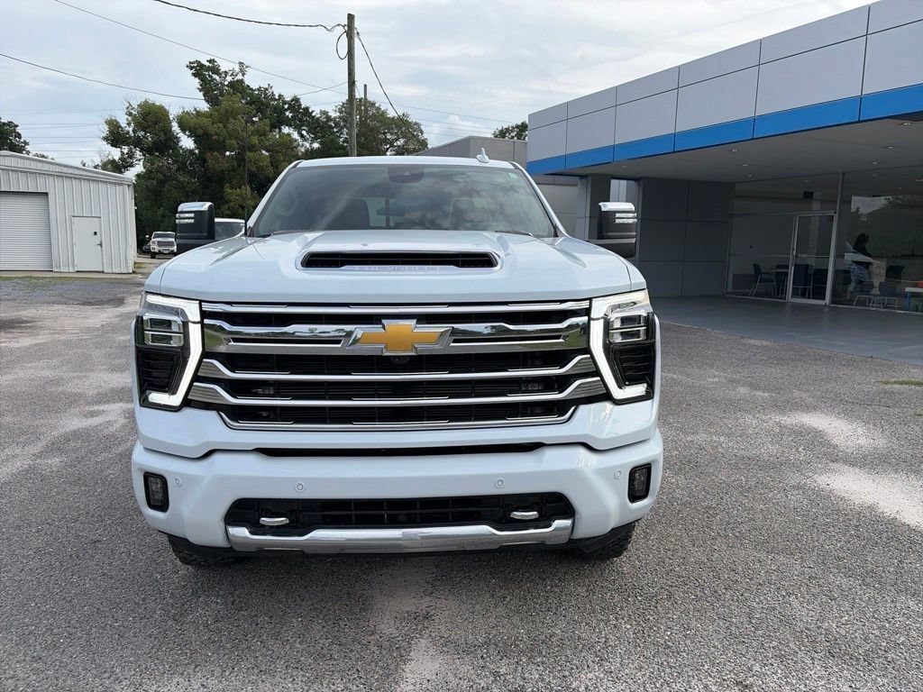 New 2026 Chevrolet Silverado 2500 High Country w/ High Country Premium Package AWD/4WD image 4