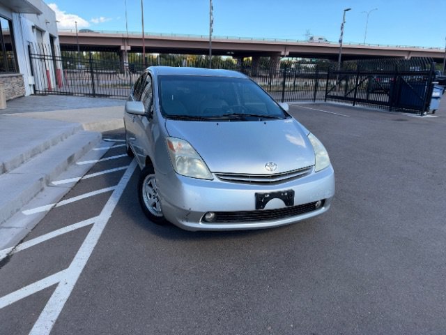 Used 2005 Toyota Prius w/ Pkg 6 FWD image 16