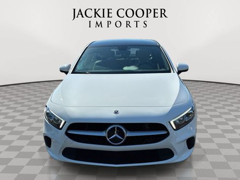 Used 2022 Mercedes-Benz A 220 image 2