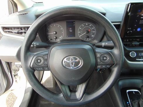 Used 2024 Toyota Corolla LE FWD image 15
