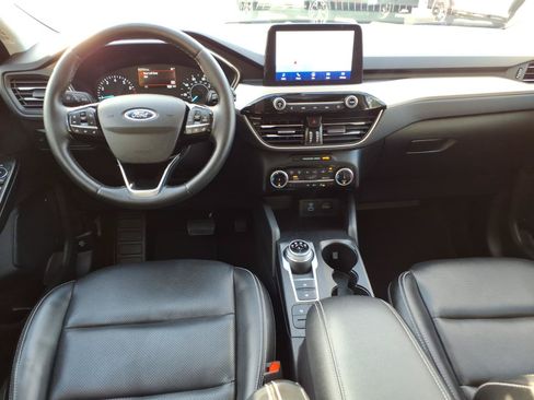Used 2022 Ford Escape SEL AWD/4WD image 16