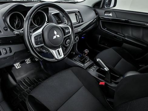 Used 2015 Mitsubishi Lancer Evolution GSR image 19