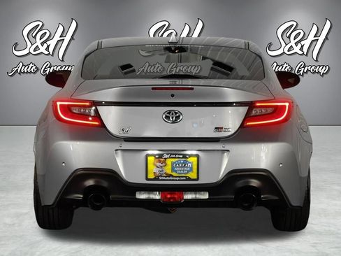 Used 2023 Toyota GR86 w/ ALL Weather Mat Package (TMS) RWD image 21
