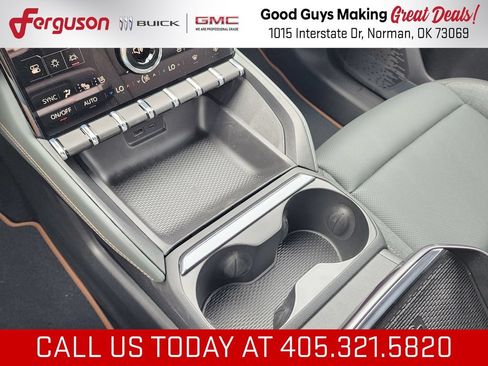 New 2027 GMC Terrain AT4 w/ Convenience Package III AWD/4WD image 33
