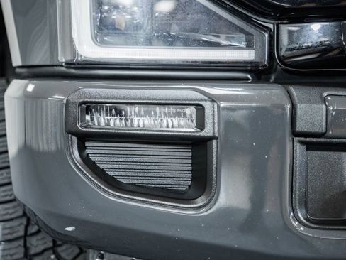 Used 2021 Ford F350 Lariat image 10