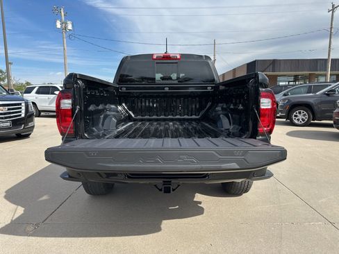 New 2026 GMC Canyon Elevation image 14