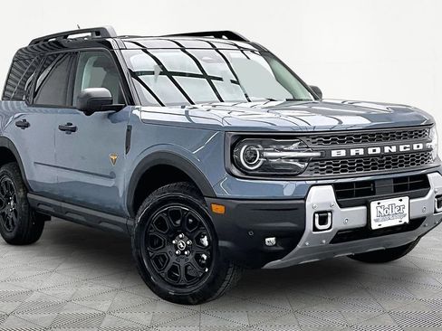 Certified 2025 Ford Bronco Sport Badlands AWD/4WD image 12