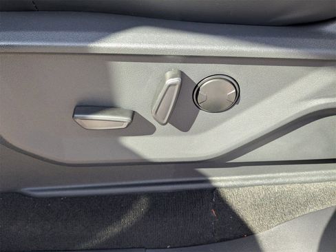 New 2025 Ford Expedition Platinum w/ Stealth Performance Package image 22