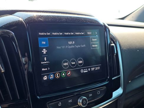 Used 2023 Chevrolet Traverse RS w/ LPO, 'HIT The Road' Package FWD image 16