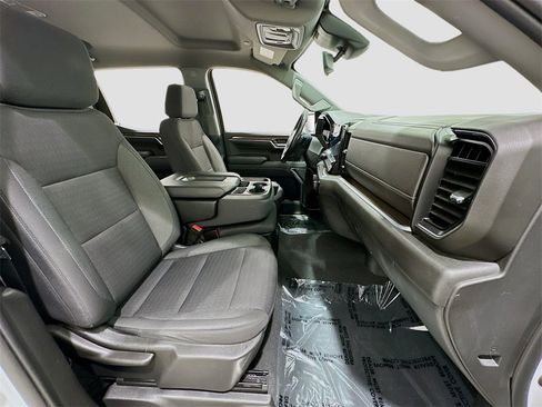 Used 2022 Chevrolet Silverado 1500 LT image 29