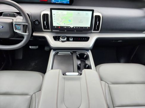 Certified 2025 Ford Expedition Max Active image 14