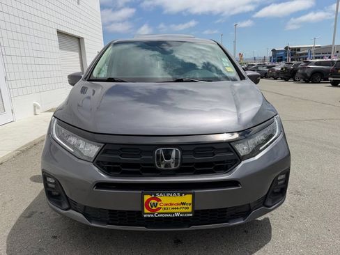 Used 2025 Honda Odyssey EX-L image 9