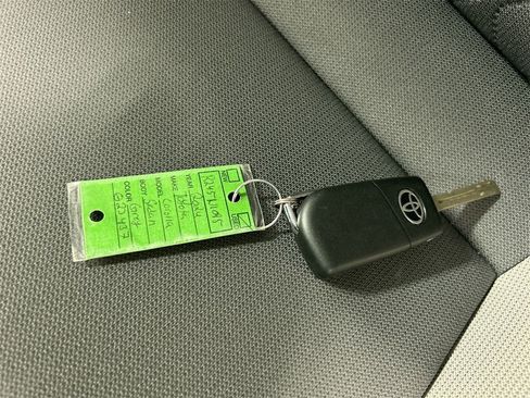 Used 2024 Toyota Corolla LE image 12