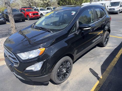 Used 2018 Ford EcoSport Titanium image 2