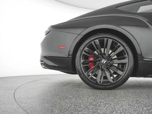 Used 2025 Bentley Continental GT Speed image 18