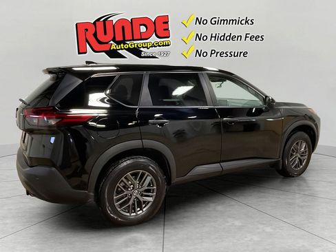 Used 2021 Nissan Rogue S image 5