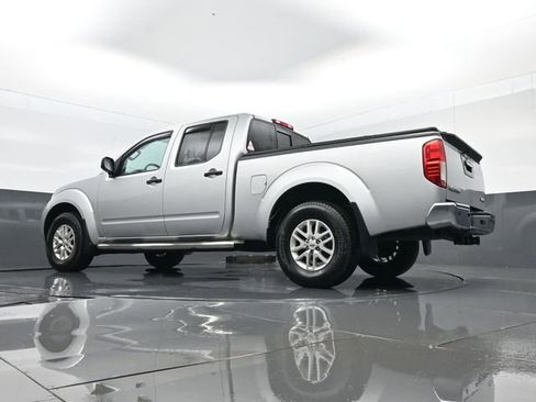 Used 2016 Nissan Frontier SV w/ SV Value Truck Package image 22