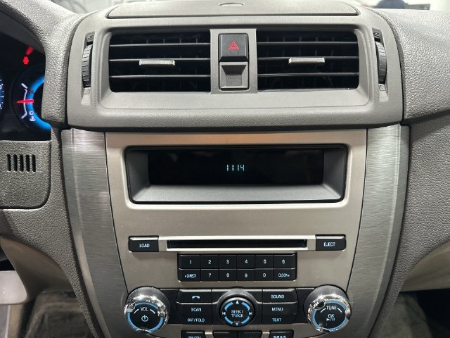 Used 2012 Ford Fusion SE FWD image 16